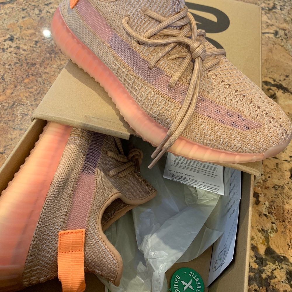 Yeezy 350 boost clay